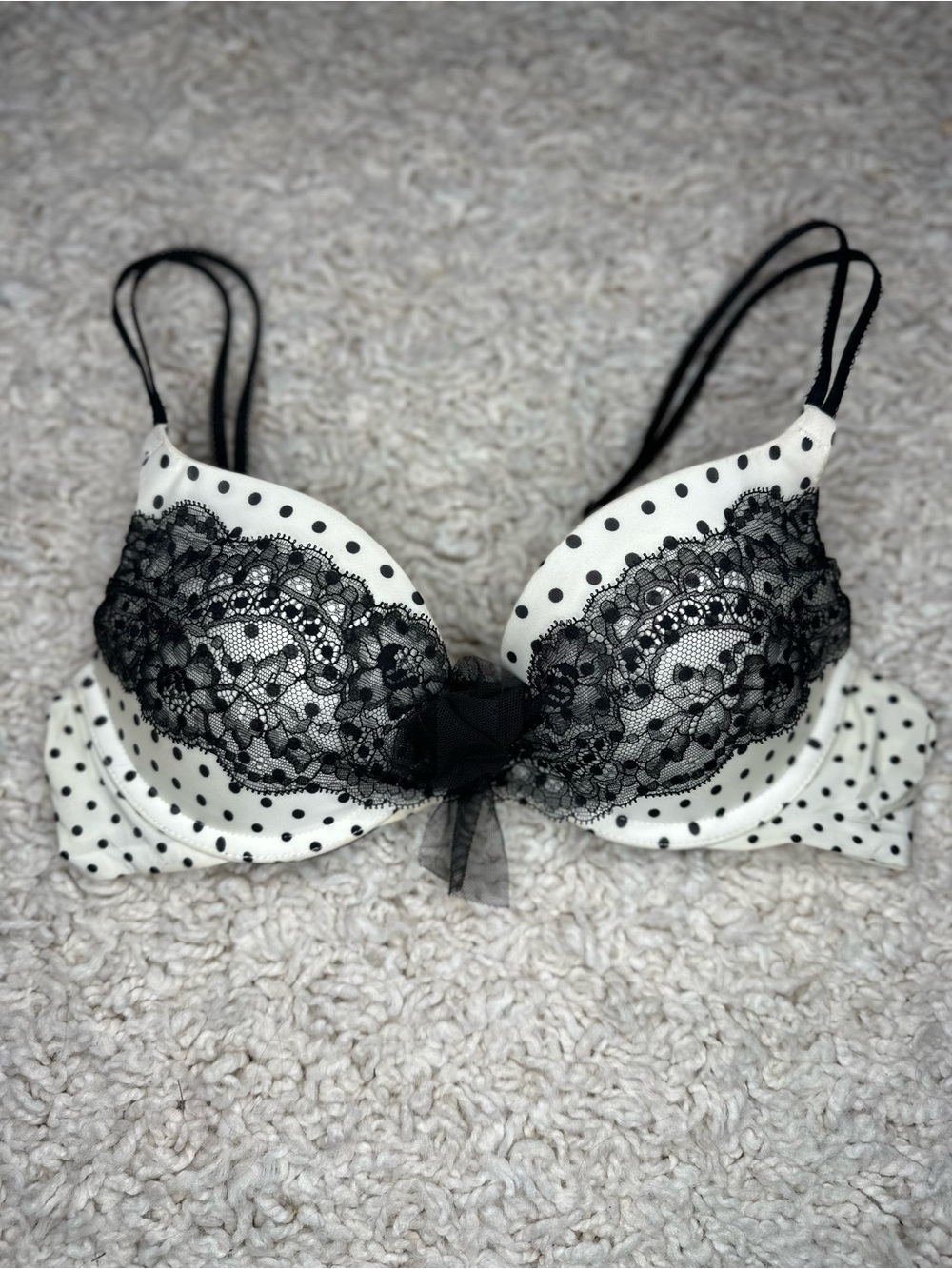Victoria's Secret Black Lace Polka Dot Push-Up Bra